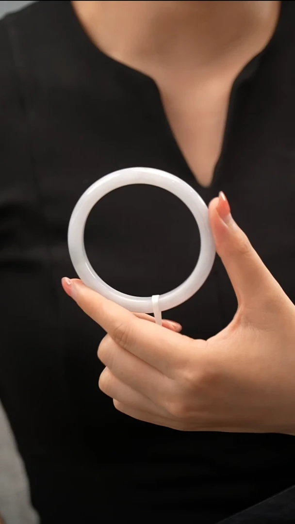 翡翠手镯未镶嵌3号（60-61）