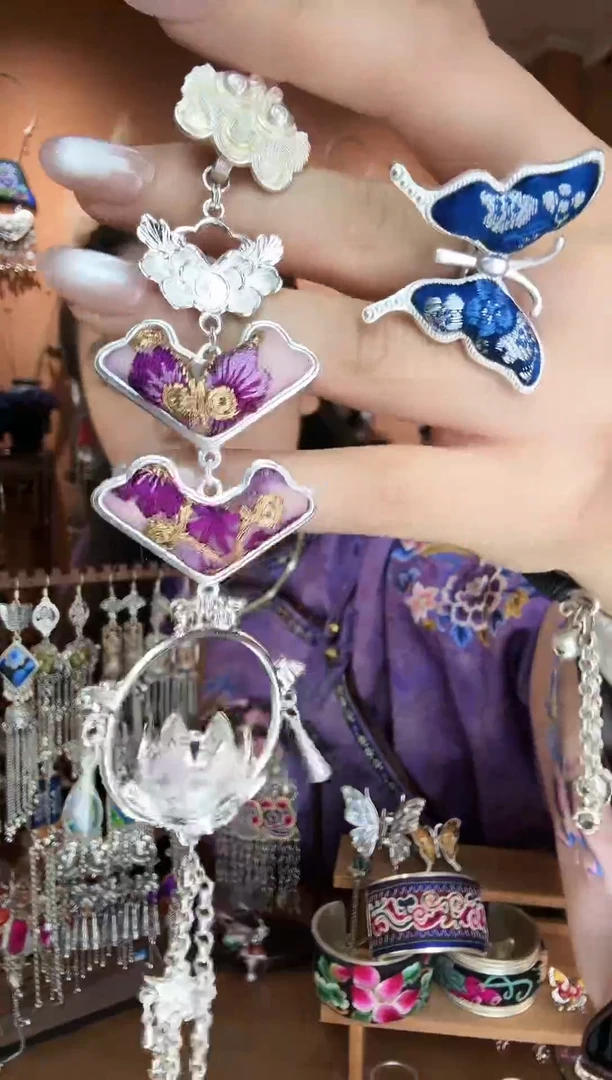 刺绣纯手工民族风压襟