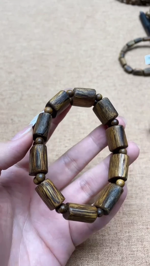 沉香手串红金猊手牌随型单圈多样性发其一16