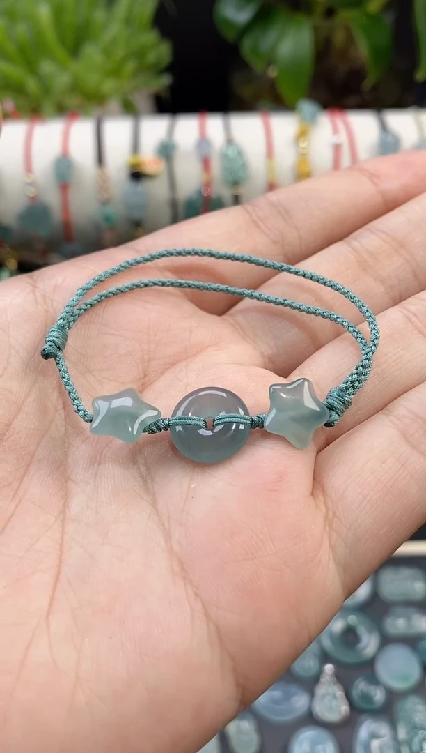 翡翠裸石翡翠手绳