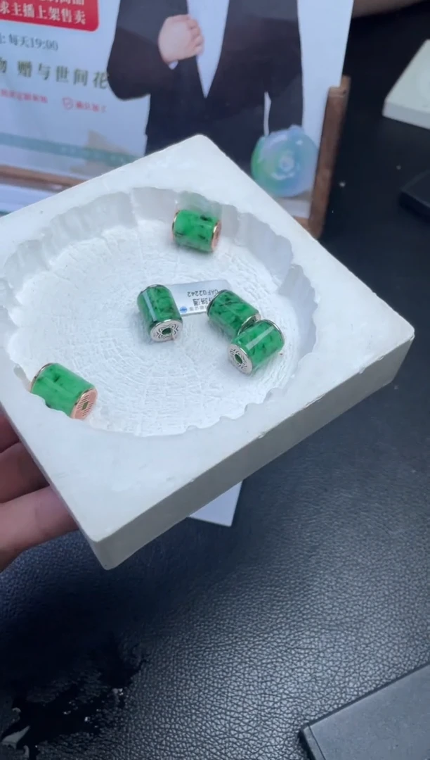 【闪购商品】翡翠挂件银S925镶嵌多样性发一件H8