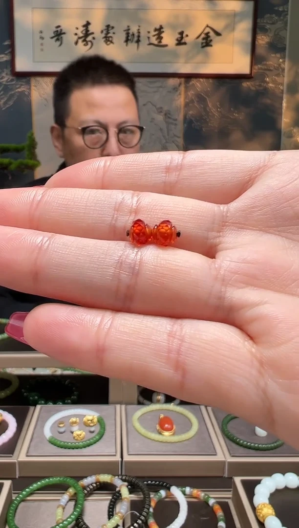 【闪购商品】合成立方氧化锆手链足金镶嵌红色卡5.5mm