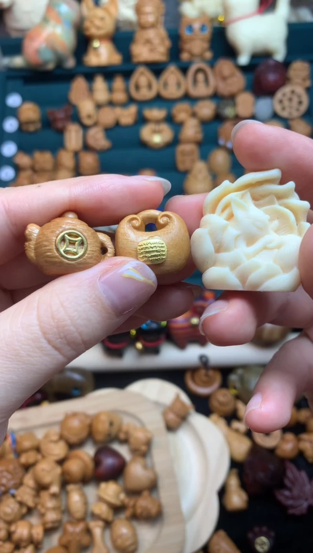 【闪购商品】檀香木...............