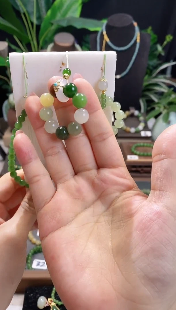 【闪购商品】和田玉挂件未镶嵌10m多宝手机链