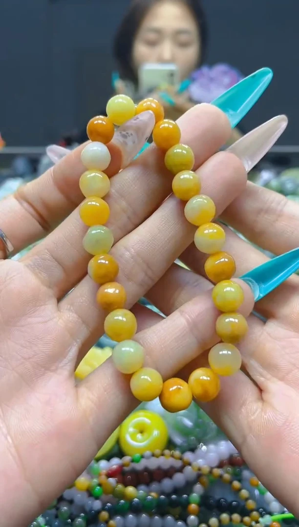 颈饰未镶嵌翡翠5MM/Z/翡翠A货，一件也是批发价