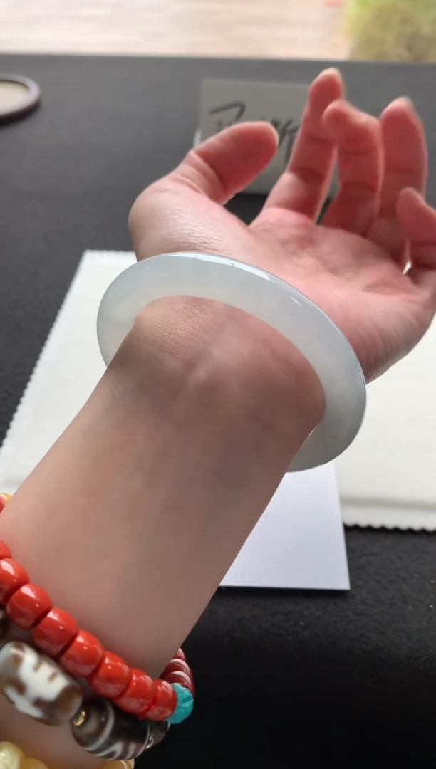 未镶嵌手镯翡翠是***~51圆条Y4232买断