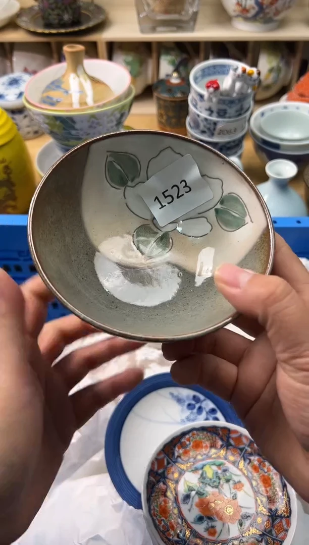 瓷片天****丽