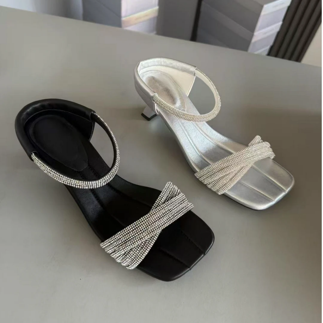 6923-「璀璨晶钻方头高跟凉鞋银黑交辉 轻奢雅致步履」-AL