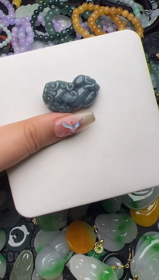 翡翠未镶嵌颈饰天然缅甸翡翠吊坠