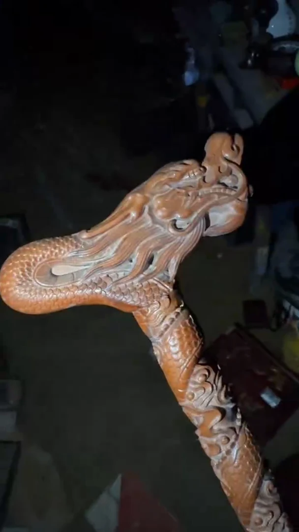 香榧木龙头拐杖====