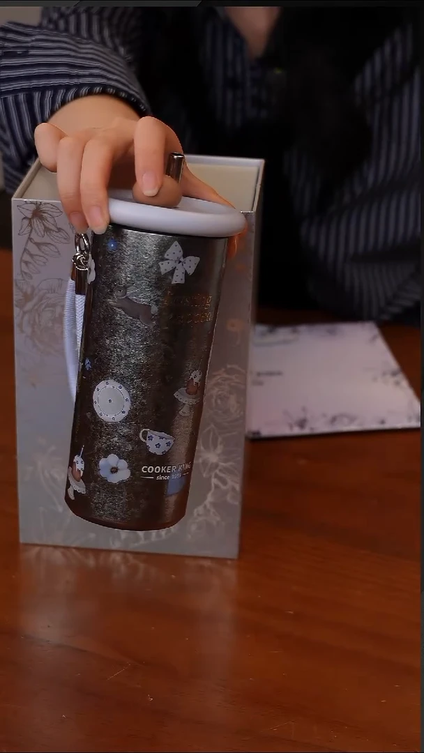 陶156-炊大皇钛杯纯钛 520ml爱丽丝仙境(蓝)
