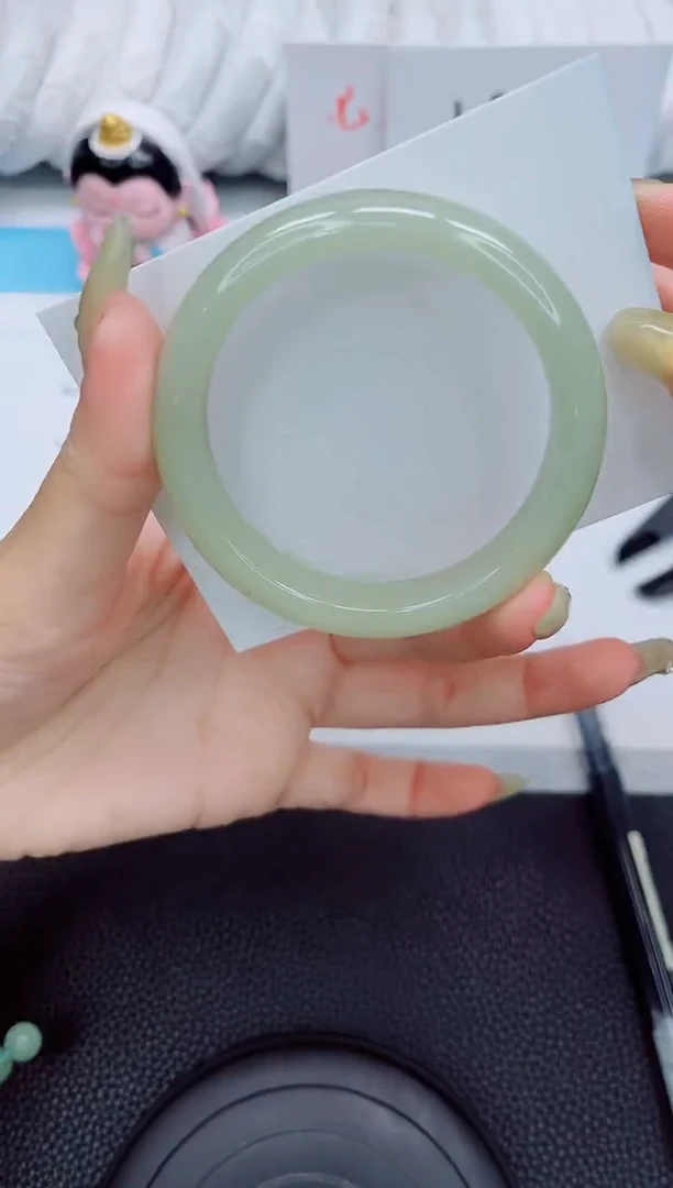 未镶嵌手镯石英质玉209-52.8