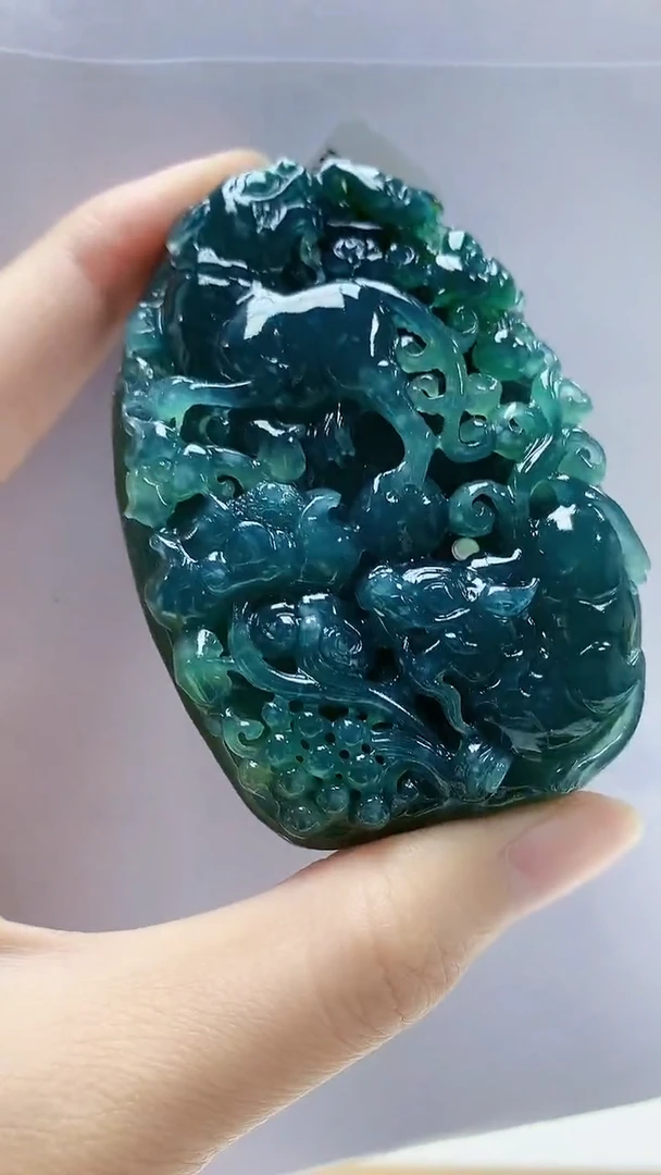 未镶嵌定制翡翠4868zm-毛货挂件96