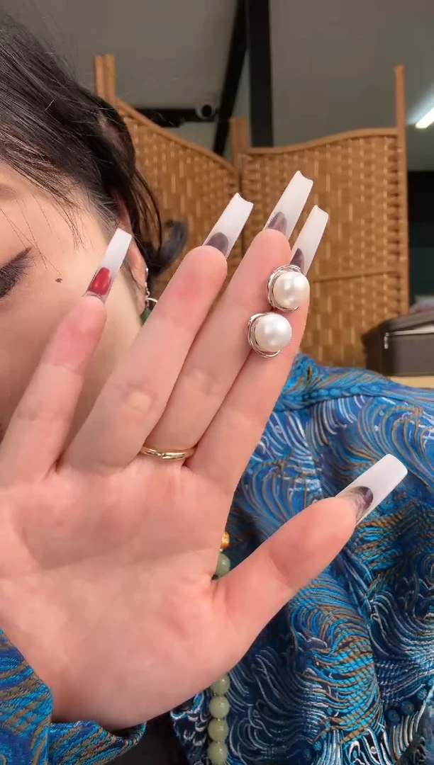 【闪购商品】淡水珍珠耳饰未镶嵌耳饰