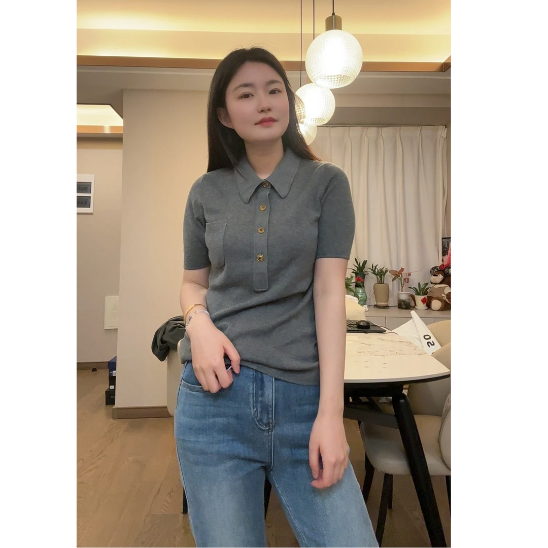 老钱风Y金扣上衣