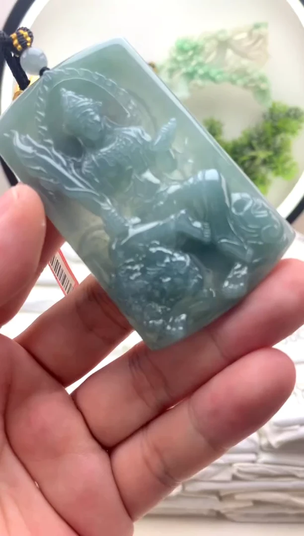 颈饰未镶嵌翡翠文殊