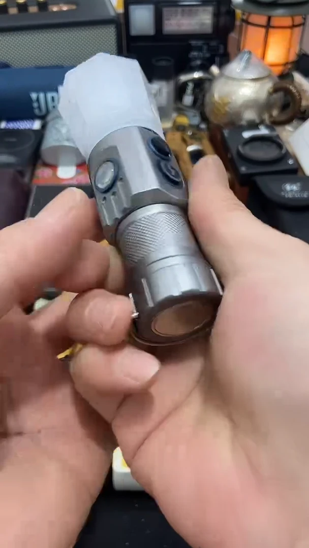 瓷片闪购商品  如图所示