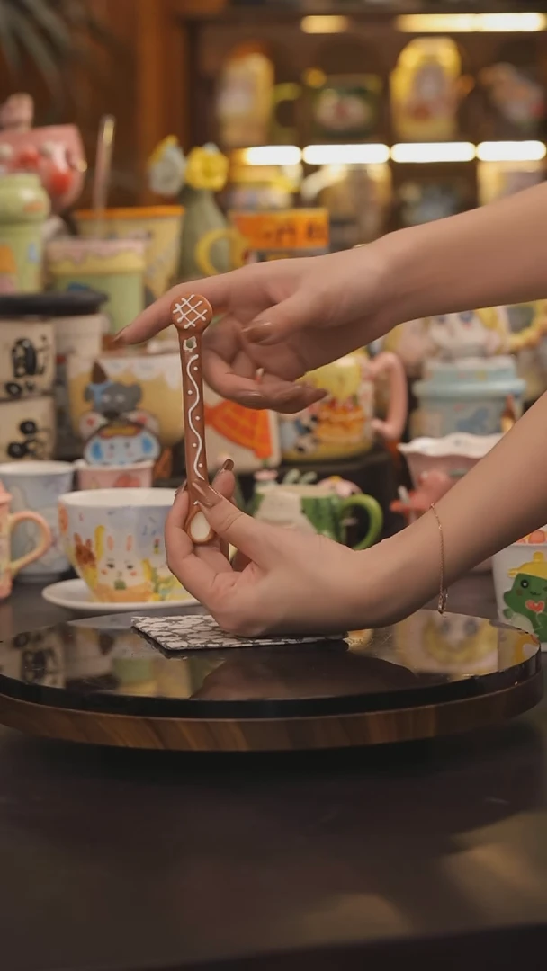 景德镇釉下彩绘设计师款式陶瓷