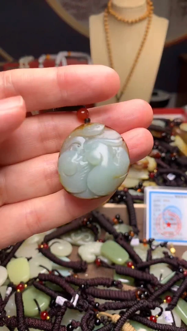 颈饰未镶嵌和田玉新疆料青海料清水和田玉吊坠