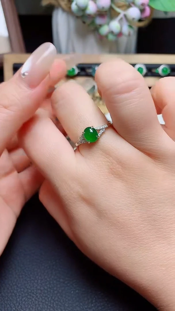 翡翠戒指银S925镶嵌 天然翡翠A货s925银镶