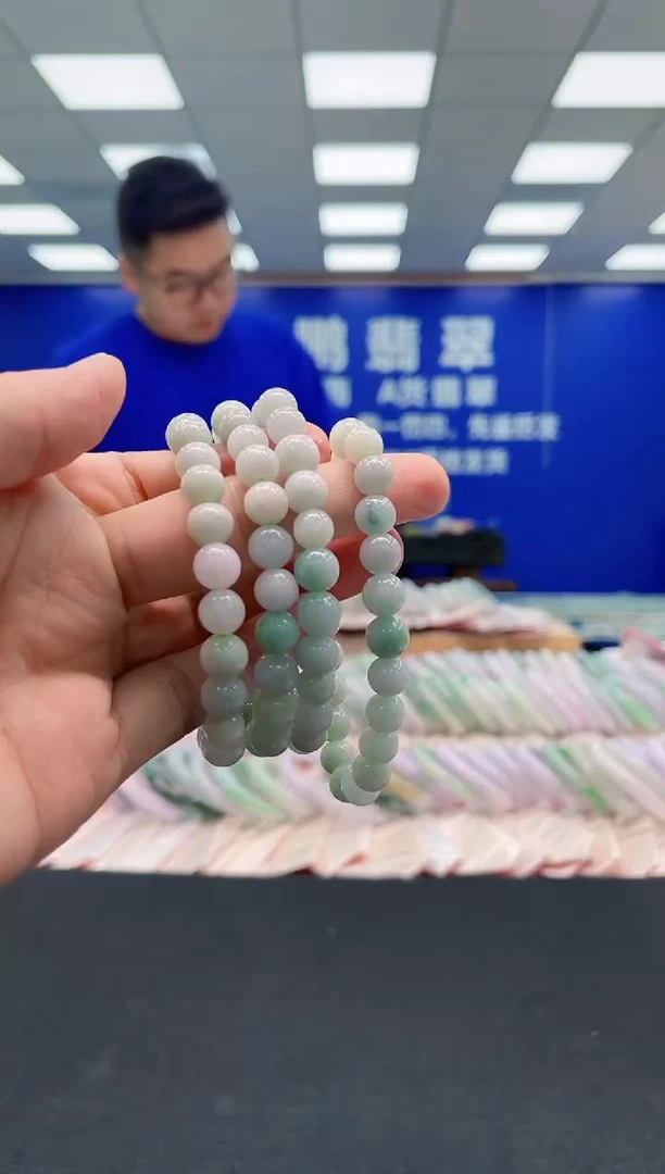 未镶嵌手链翡翠多样性发其一