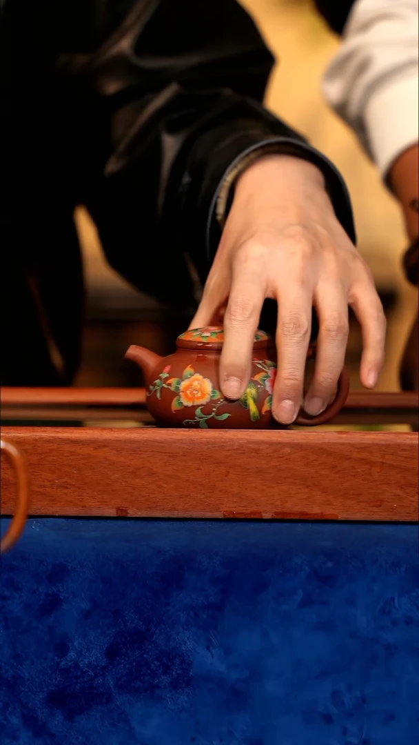 紫砂 宜兴紫砂 LJY 黑疾星 泥绘