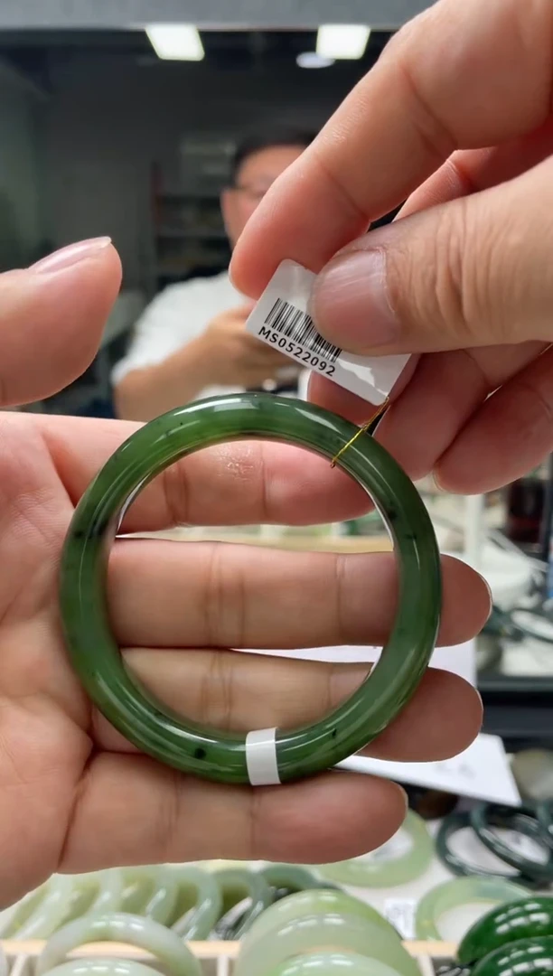 【闪购商品】和田玉手镯未镶嵌编码2092 圈口54-55