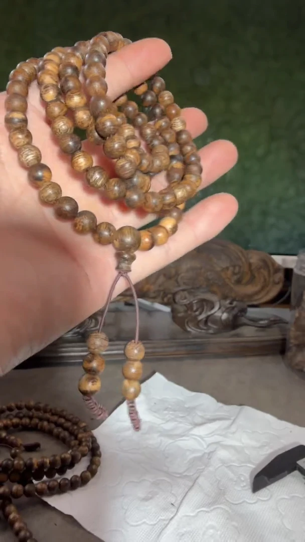 沉香手串佬****1多样性发一