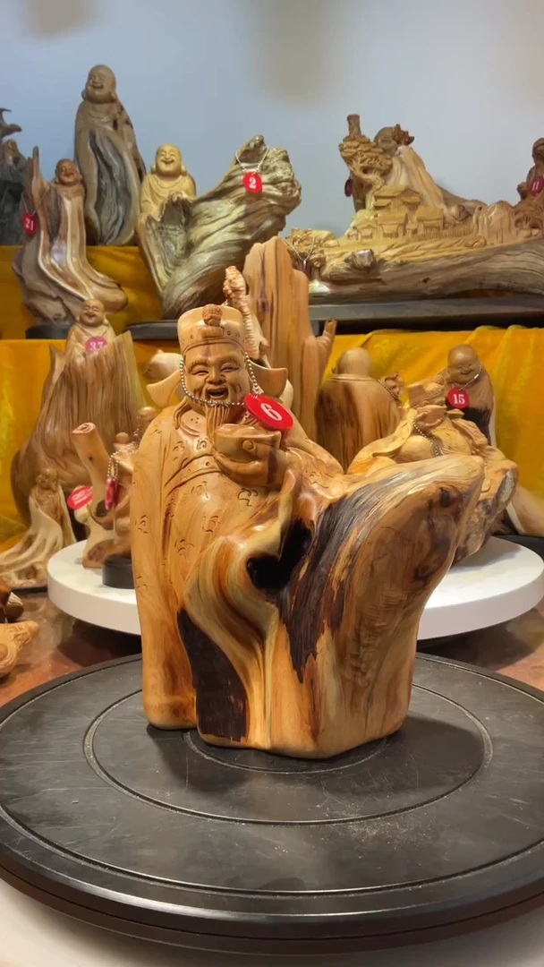 【闪购商品】柏木（崖柏）  财神
