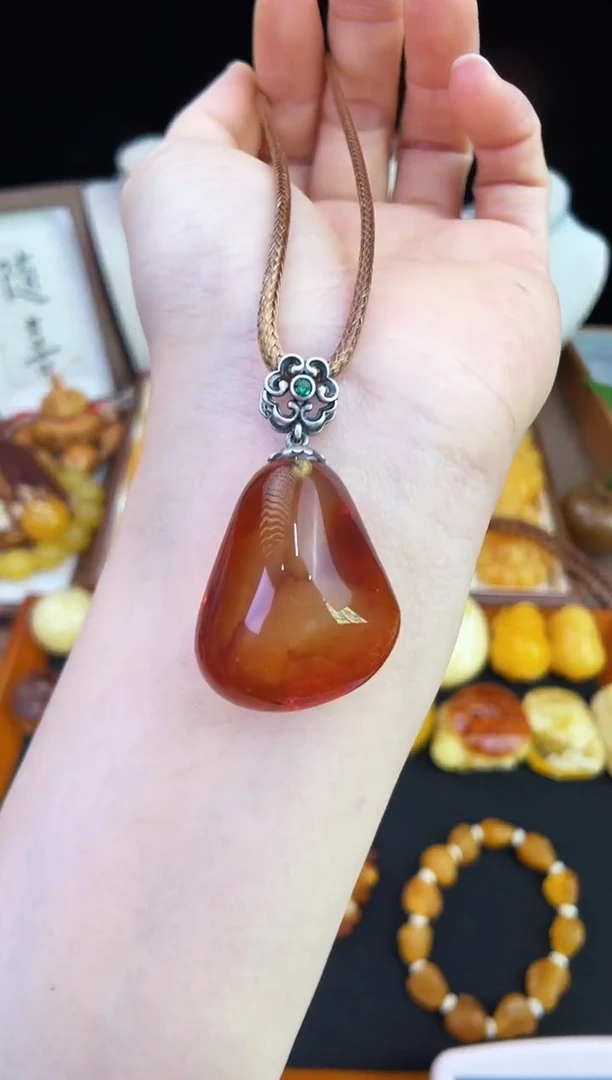 琥珀未镶嵌珠宝奇石柒月