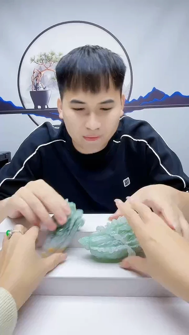 未镶嵌定制翡翠一****腿毛货挂件86