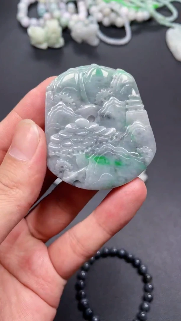 翡翠未镶嵌颈饰天然翡翠a货