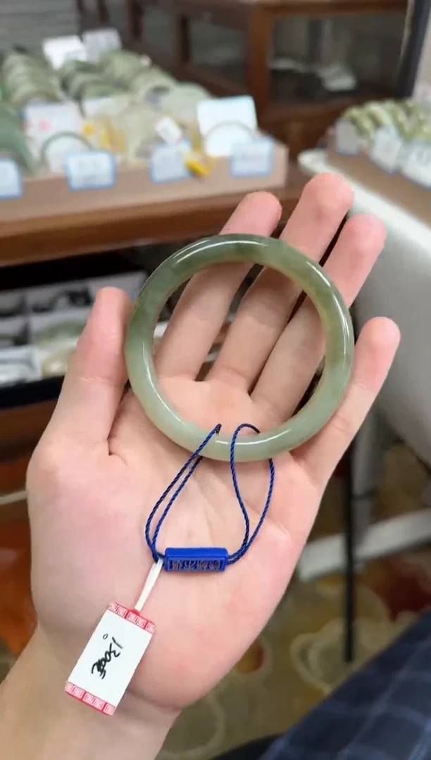 未镶嵌手镯和田玉58