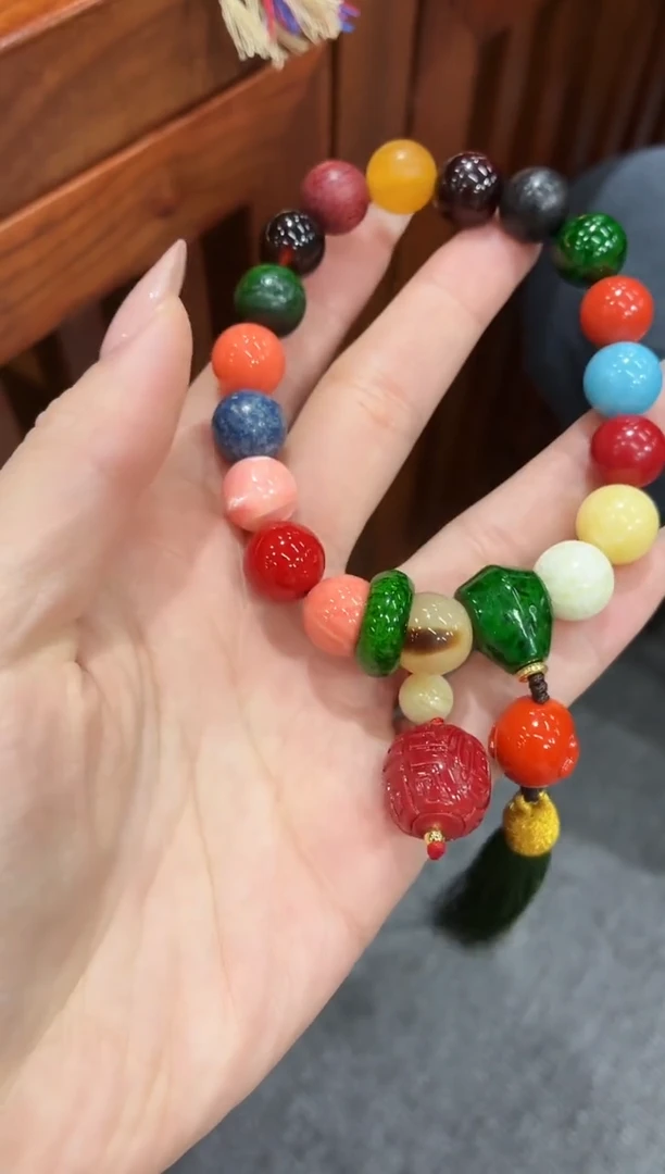 【慧慧甄选】高端轻奢手链多样性发货HH3983S