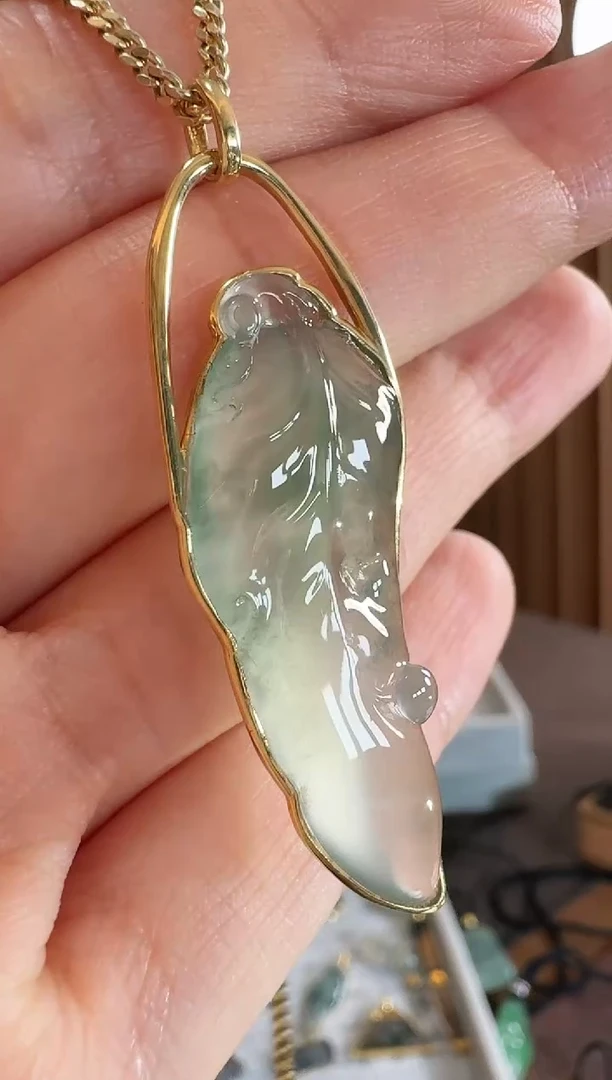 吊坠(不含链)18K金镶嵌翡翠吊坠