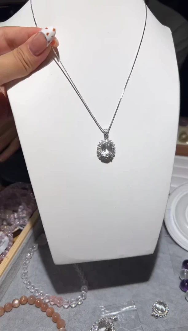 银S925镶嵌吊坠(赠链)水晶白水晶吊坠含925银链