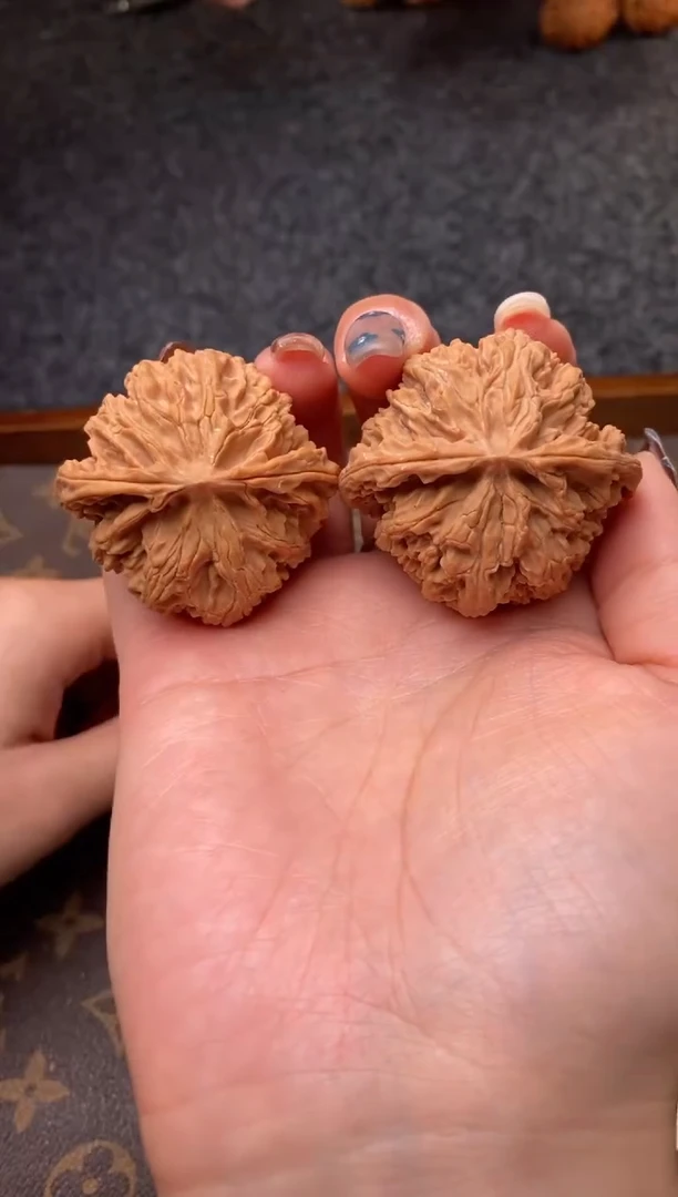 把件文玩核桃B275号45尺苹果园全品