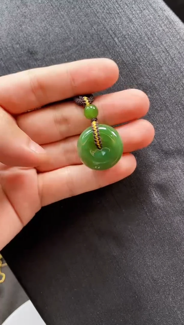 和田玉未镶嵌吊坠(不含链)多样性发一