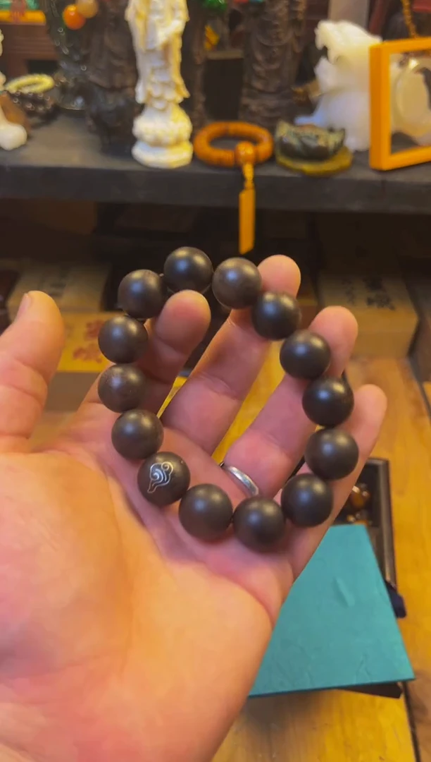 沉香手串王总专属链接飞起来