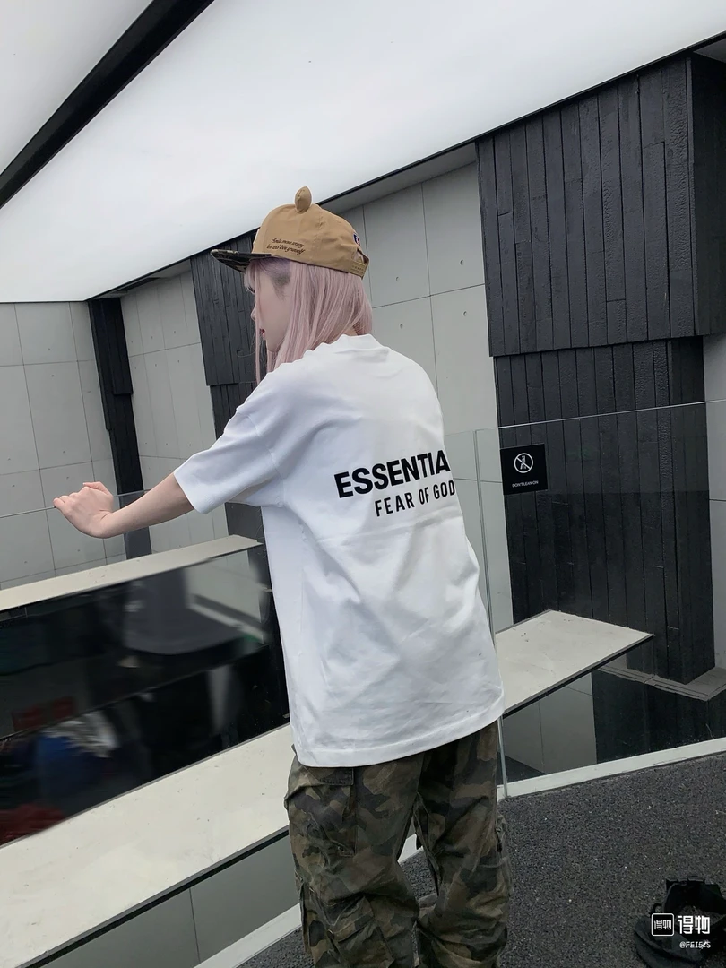 SS25 ALWAYS ON 系列双排硅胶标短袖圆领套头舒适宽松美式重磅T恤