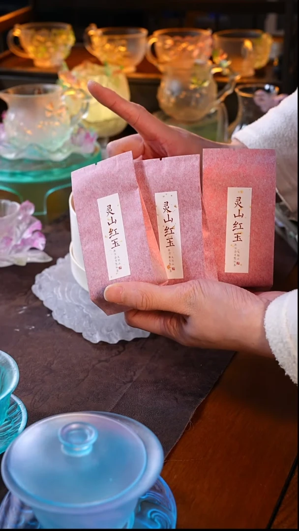 手工艺品琉璃灵山红玉3泡