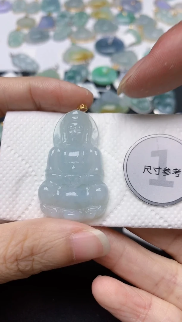 翡翠18K金镶嵌颈饰天然缅甸A货翡翠