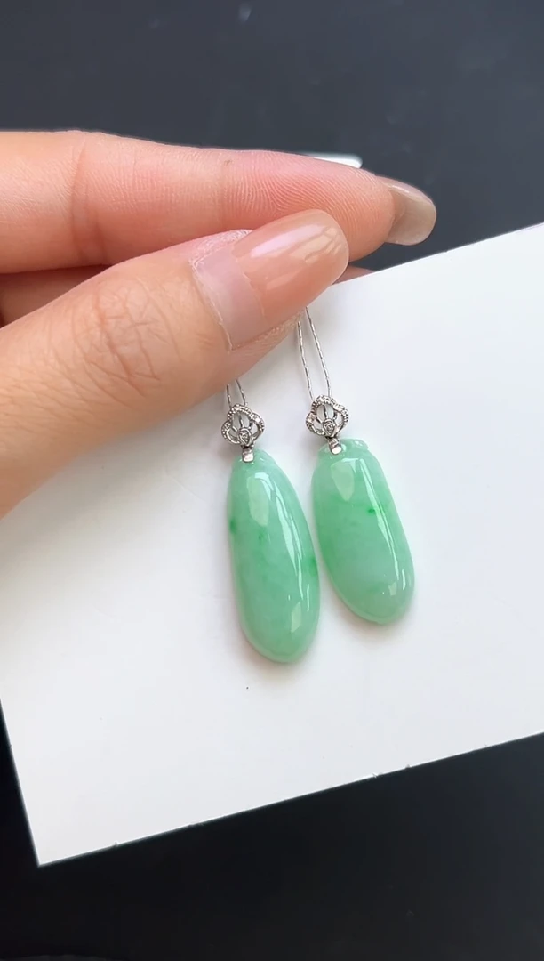 颈饰18K金镶嵌翡翠YM1047-3 福瓜多样性发一