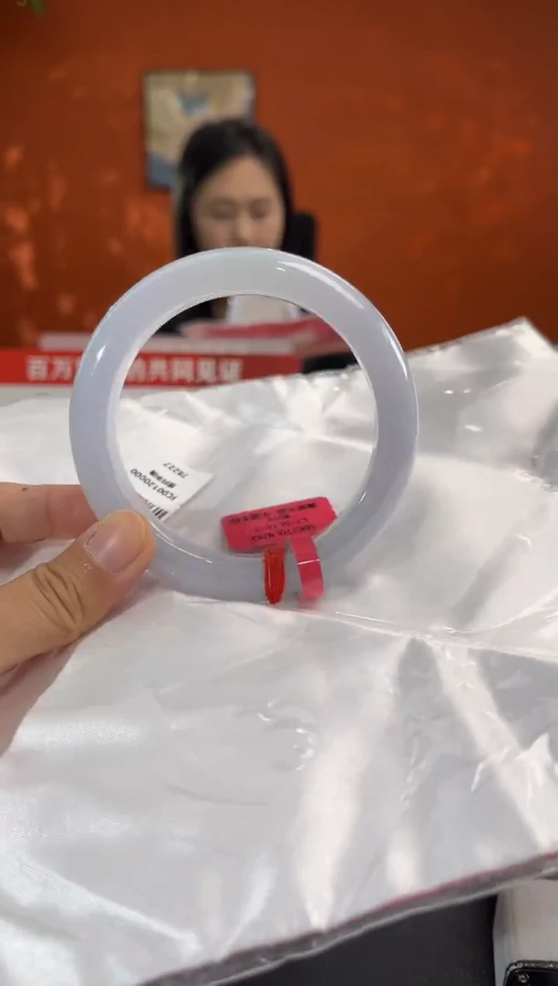 未镶嵌手镯翡翠3  52