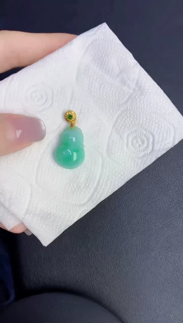 颈饰未镶嵌翡翠缅甸天然翡翠A货