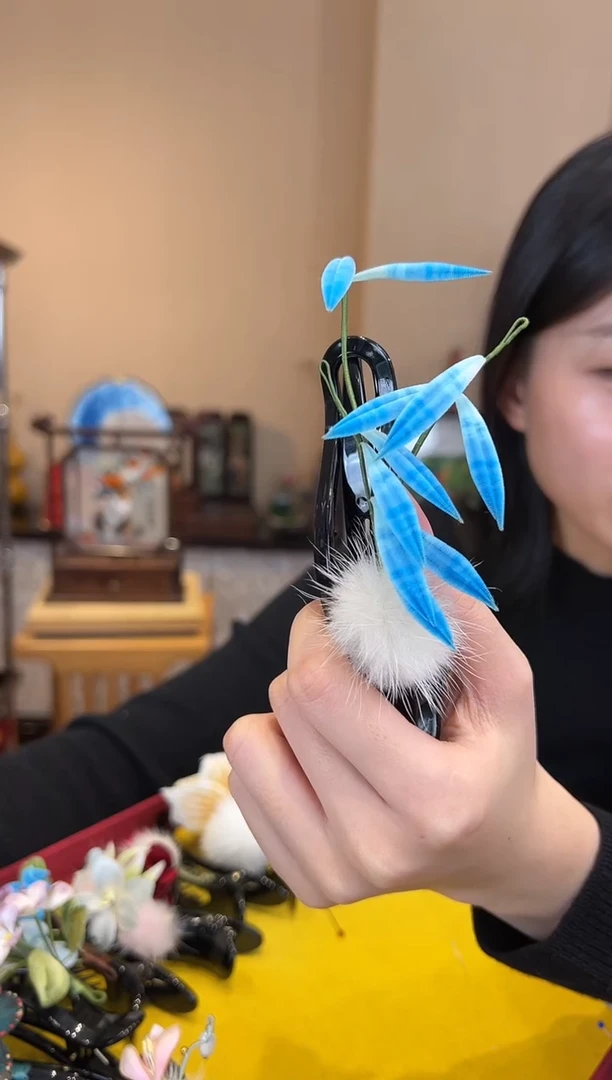 刺绣非遗绒花（发饰）