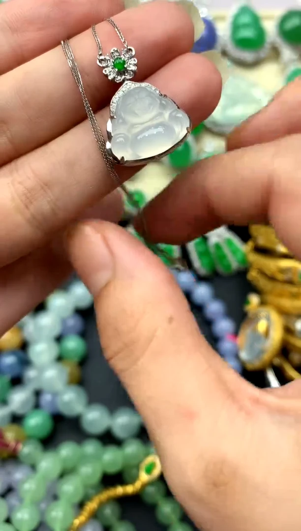 翡翠18K金镶嵌颈饰398-中国好珍宝