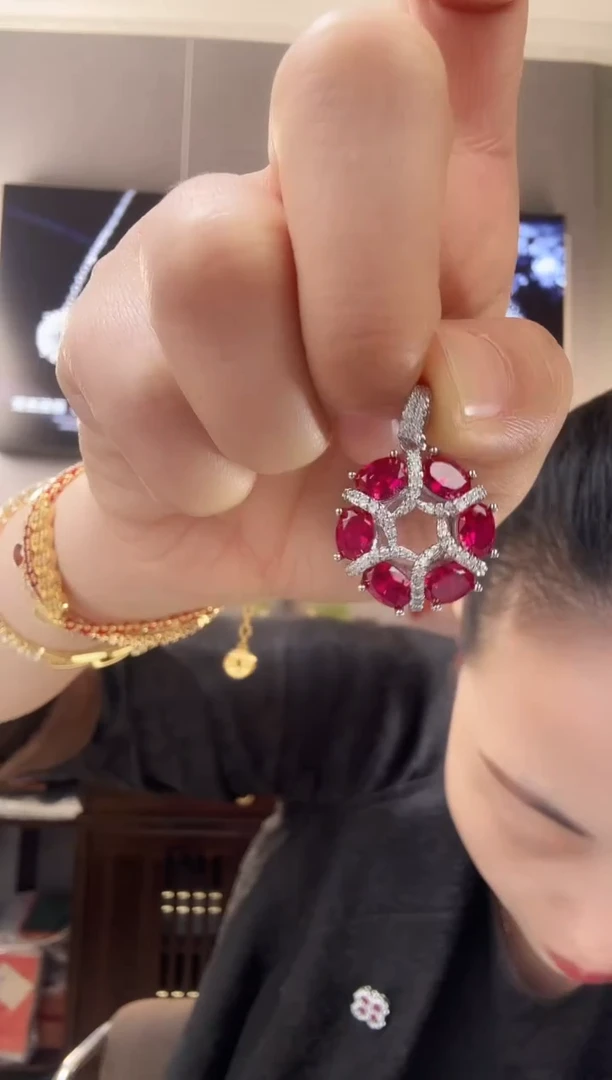 主播定制链接红色款吊坠