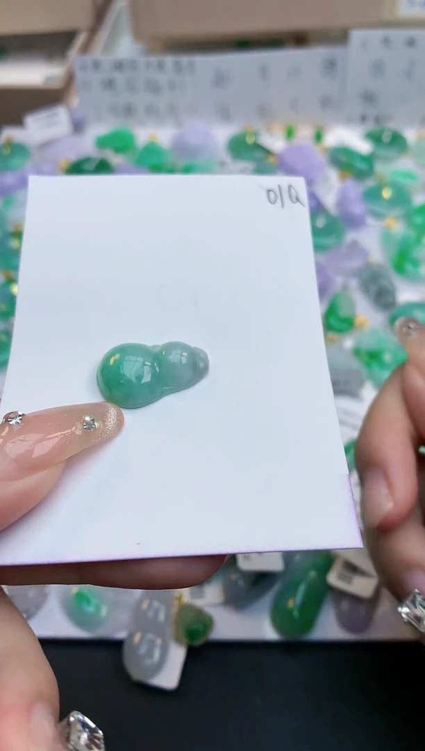 颈饰未镶嵌翡翠天然缅甸A货翡翠