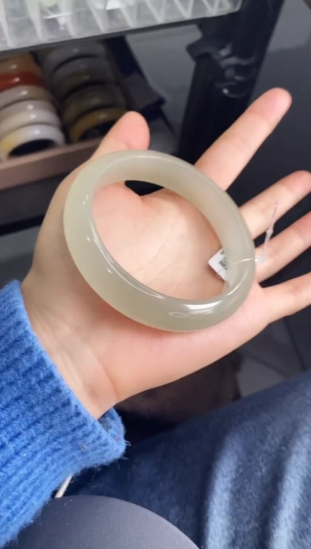 未镶嵌手镯石英质玉w143-DB63+